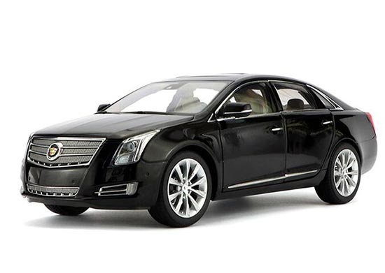 Black / Gray 1:18 Scale Diecast Cadillac XTS Model